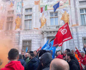 I sindacati sottolineano l'altissima adesione allo sciopero per il rinnovo del contratto dei lavoratori portuali