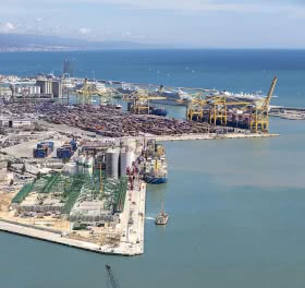 The Port of Barcelona has established new historical records of monthly and quarterly container traffic 