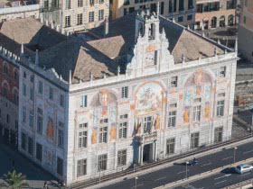 Nel 2024 il traffico delle merci nel porto di Genova è calato del -1% mentre a Savona-Vado è cresciuto del +7%